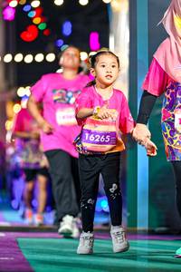 BIB: 16265
                            <button type="button" onclick="openModal(24689063)" class="btn btn-primary btn-sm float-right btn-popup" data-toggle="modal" data-target=".modal-high-quality">
                        <i class="fas fa-shopping-cart"></i> Add to Cart
                    </button>
                                            <button type="button" onclick="isThisMe(24689063, true)" class="btn btn-success btn-sm float-right btn-popup btn-isme hidden" data-toggle="tooltip" data-placement="bottom" title="นี่คือรูปของคุณใช่ไหม คลิกที่นี่เพื่อเอาเข้าอัลบั้ม">
                        <i class="fas fa-plus"></i> Add to album
                    </button>
                    <button type="button" onclick="isThisMe(24689063, false)" class="btn btn-warning btn-sm float-right btn-popup btn-isnotme hidden">
                        <i class="fas fa-ban"></i> Remove from album
                    </button>